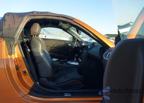 2006 Nissan 350Z Touring from USA, damaged, VIN JN1AZ36AX6M454627